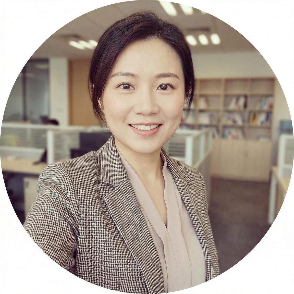 野外露出文化研究顾问-李若曦